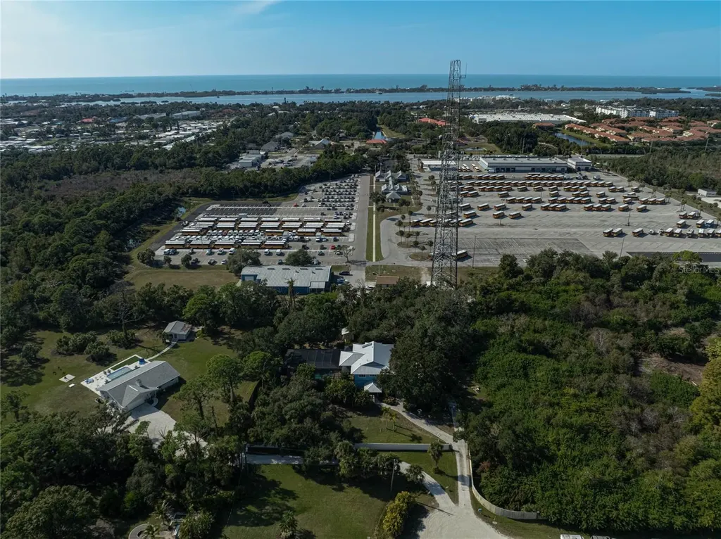 678 Faith Avenue Osprey FL 34229