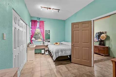 678 Faith Avenue Osprey FL 34229