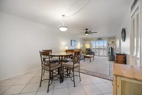 649 Tamiami Trail S Venice FL 34285