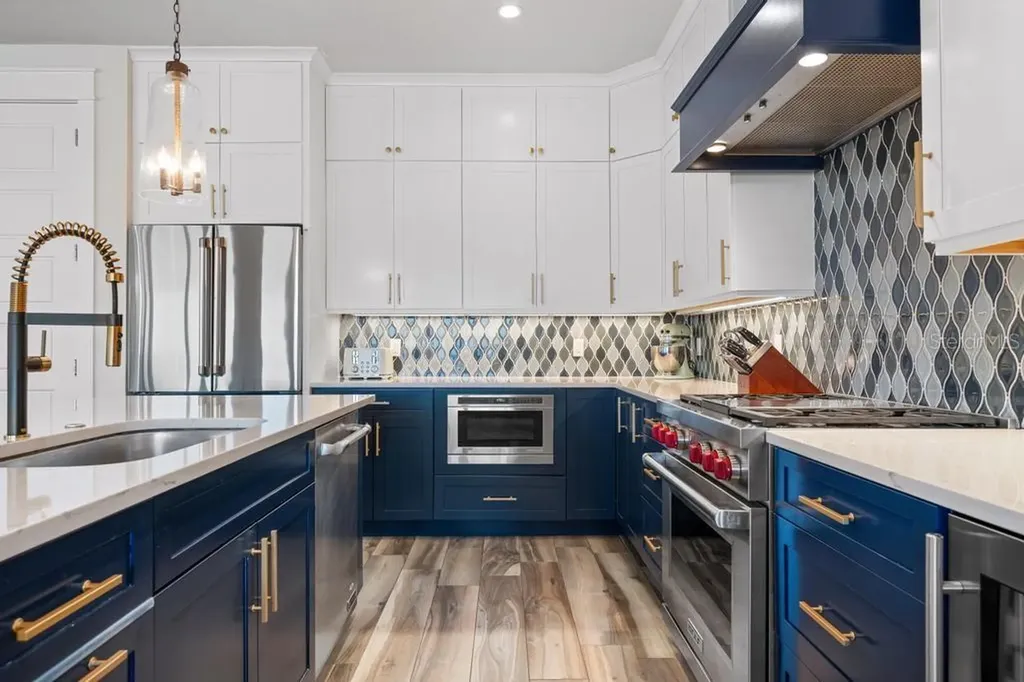 915 N Shore Drive Anna Maria FL 34216