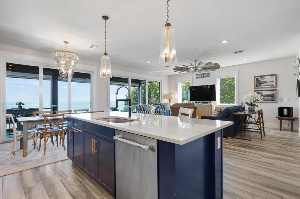 915 N Shore Drive Anna Maria FL 34216