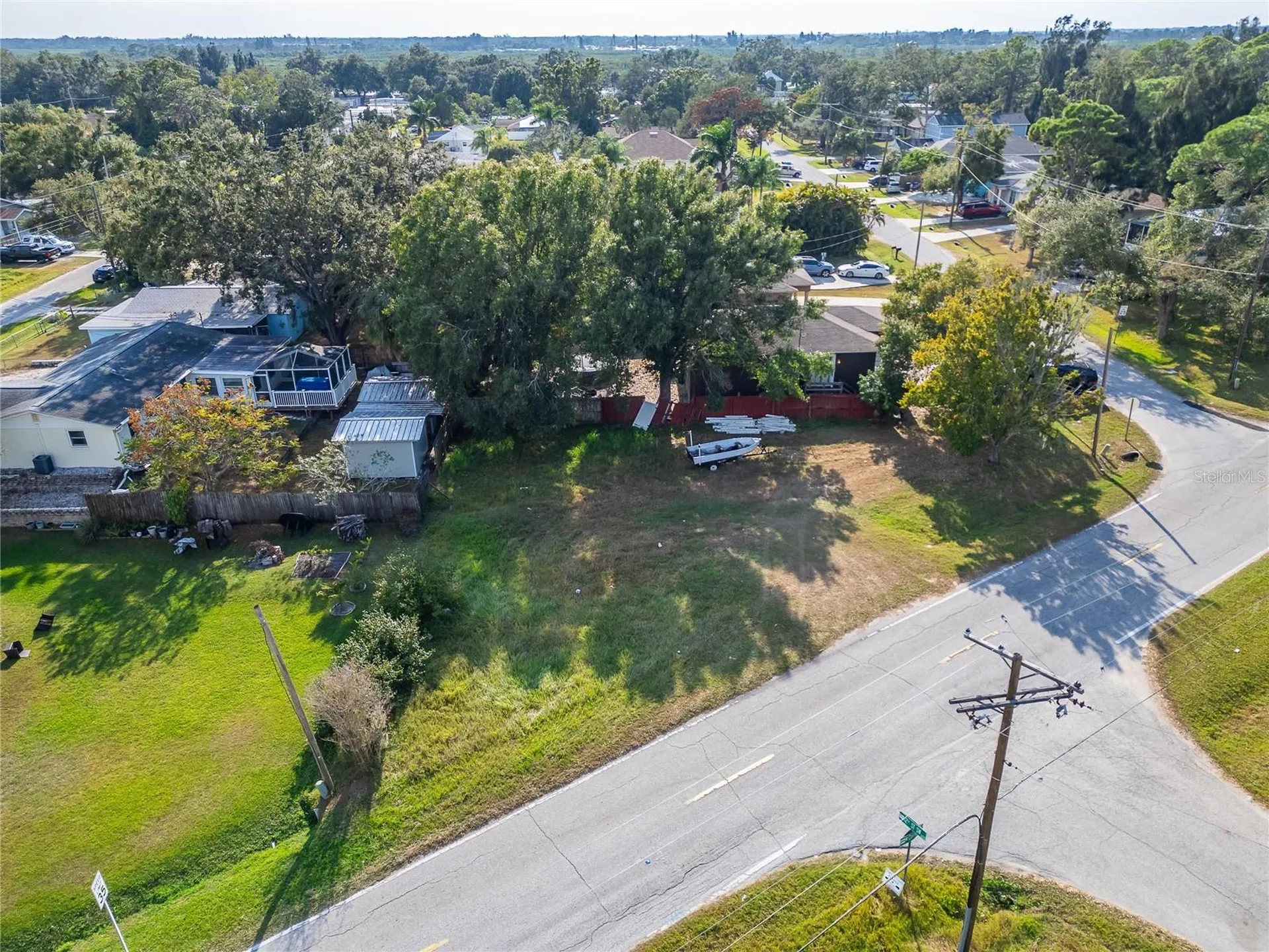 1104 W College Avenue Ruskin FL 33570