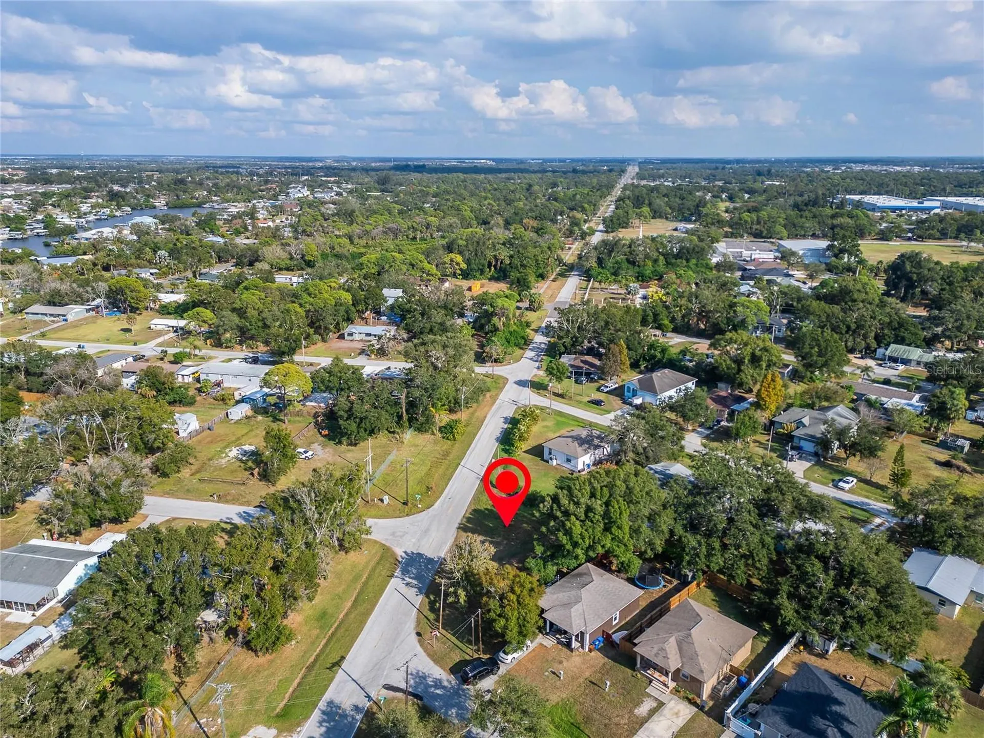 1104 W College Avenue Ruskin FL 33570