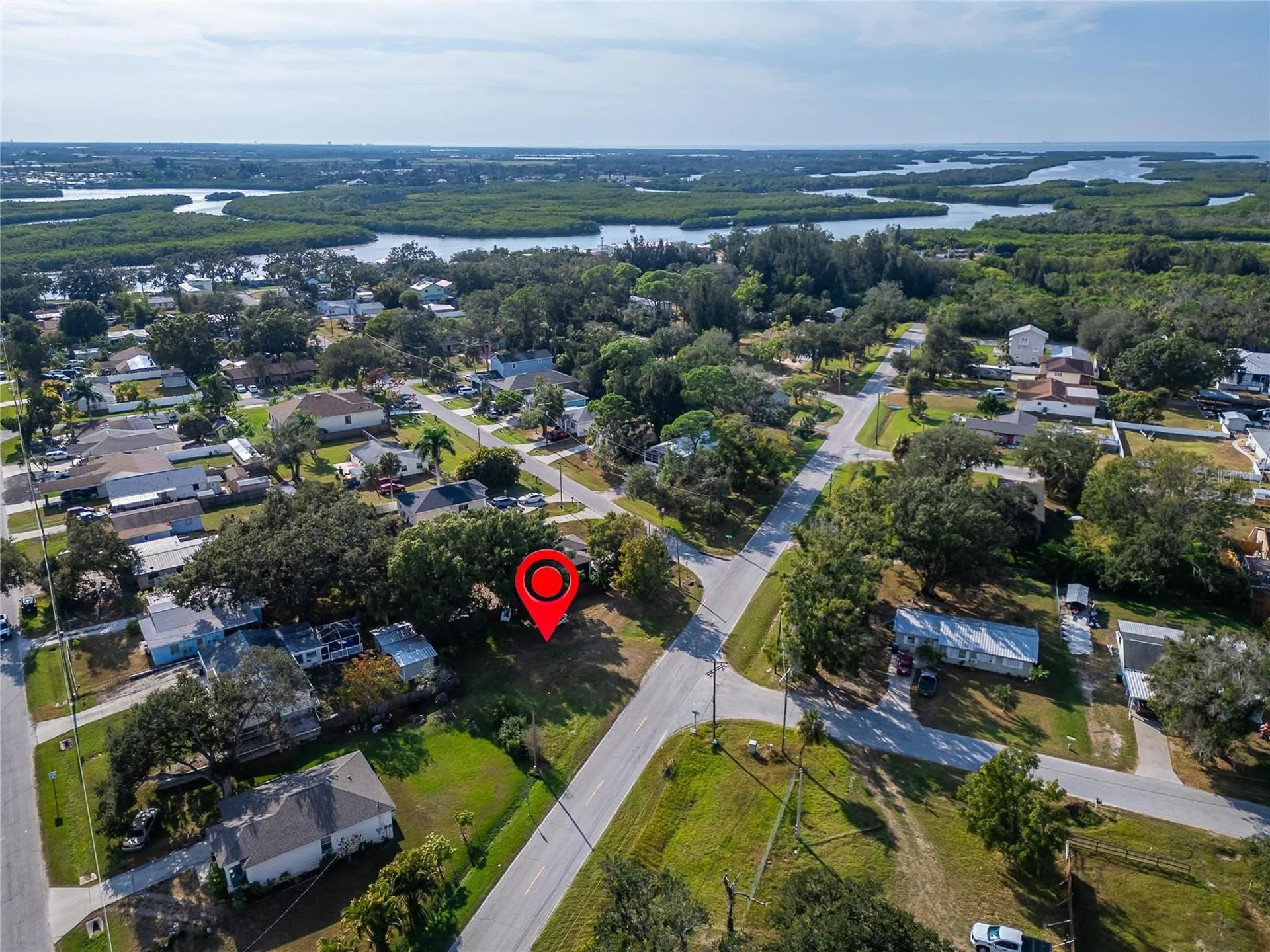 1104 W College Avenue Ruskin FL 33570