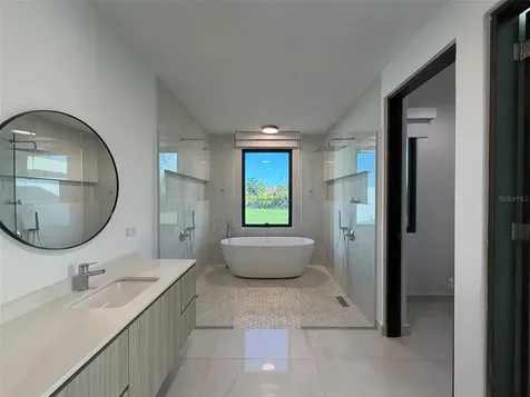 927 Sabanera Isla Norte Dorado PR 00646