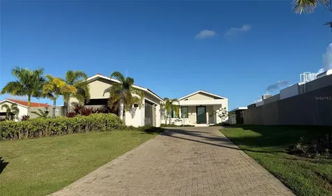 927 Sabanera Isla Norte Dorado PR 00646
