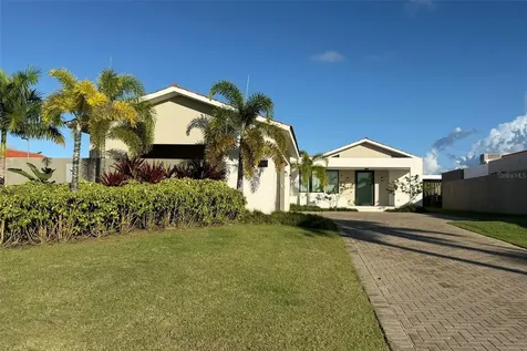 927 Sabanera Isla Norte Dorado PR 00646