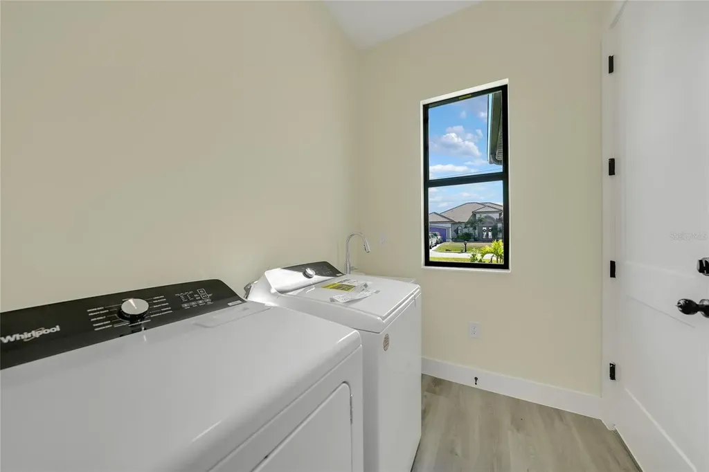 3405 NW 8th Terrace Cape Coral FL 33993