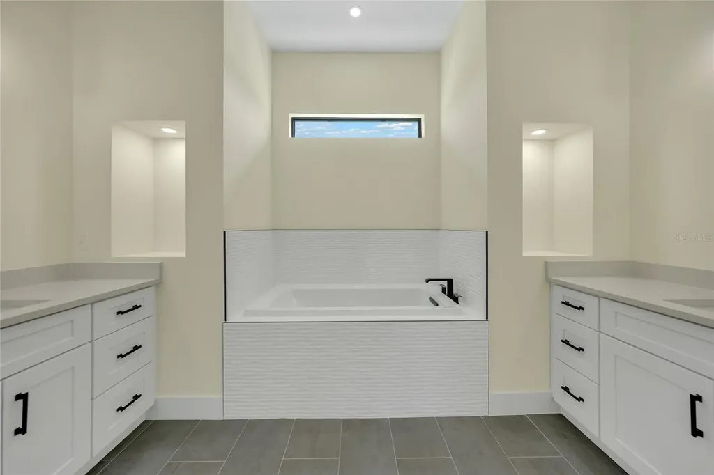 3405 NW 8th Terrace Cape Coral FL 33993