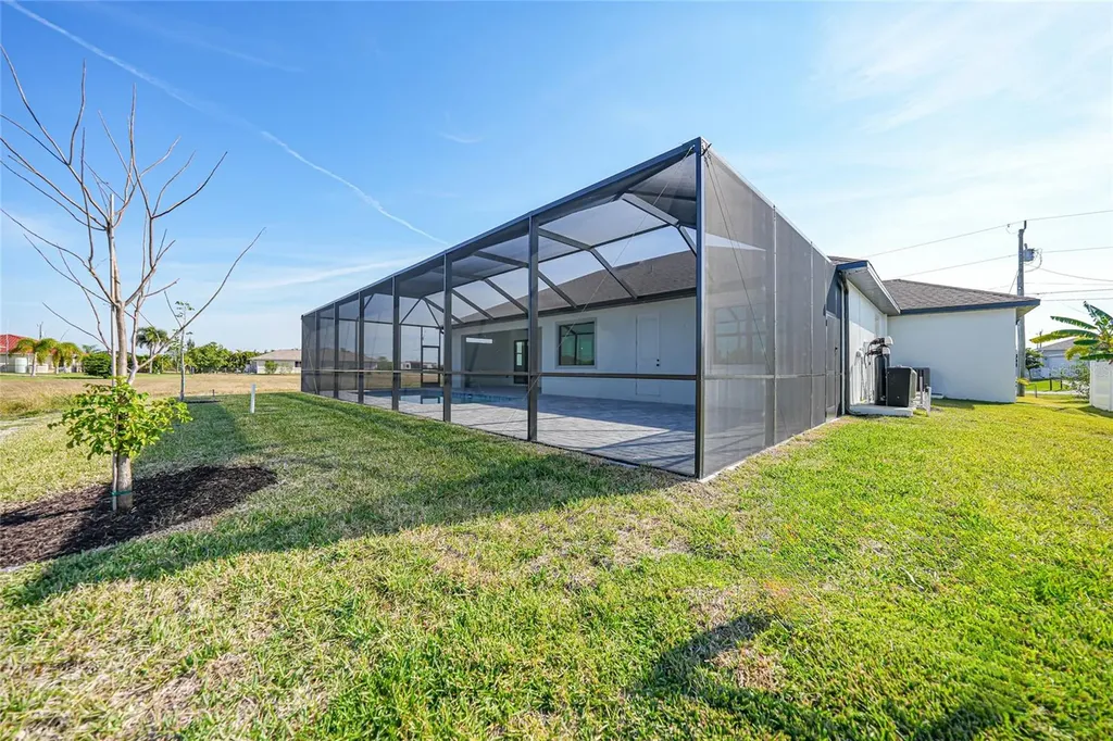 3405 NW 8th Terrace Cape Coral FL 33993