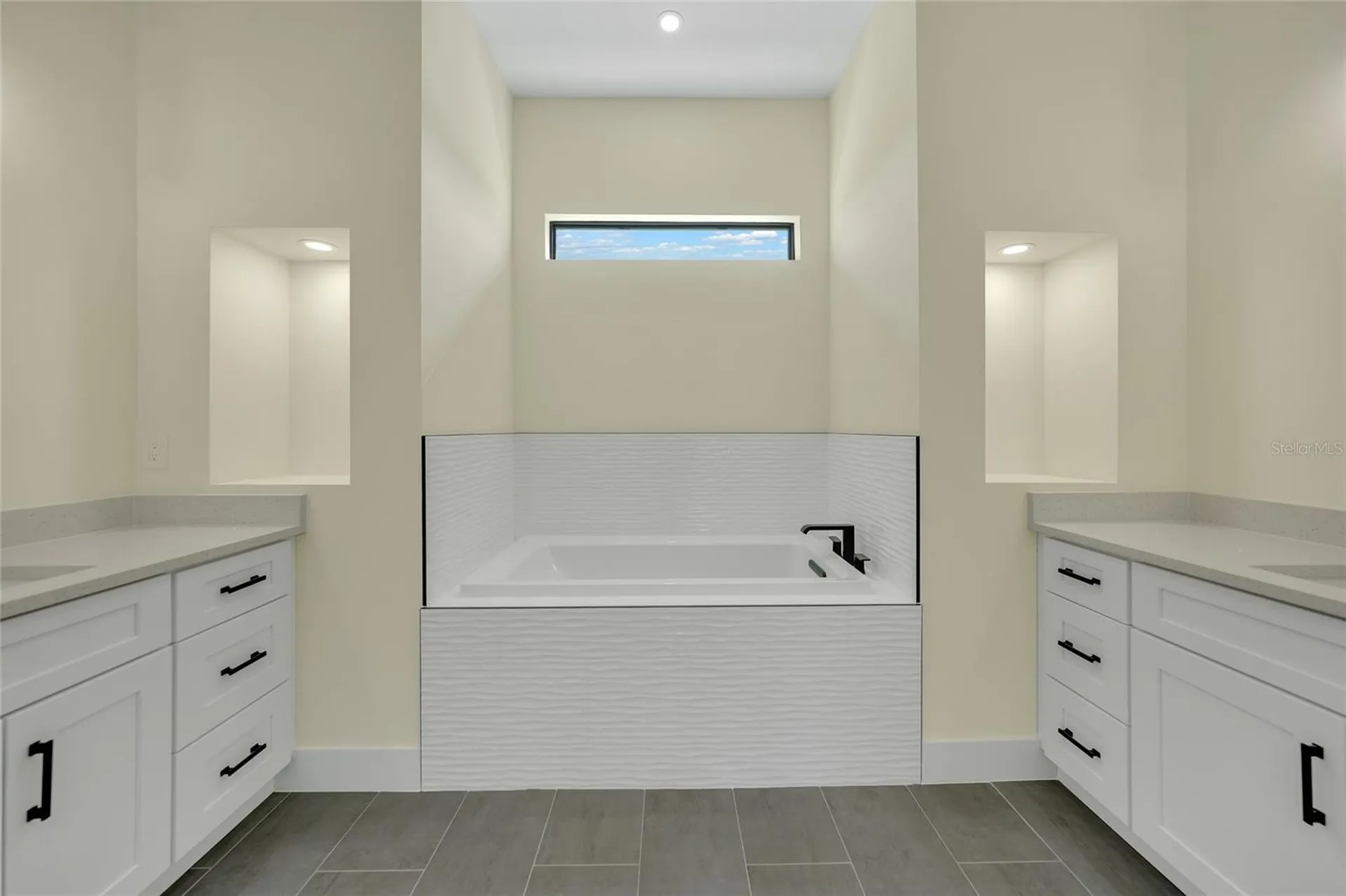 3405 NW 8th Terrace Cape Coral FL 33993