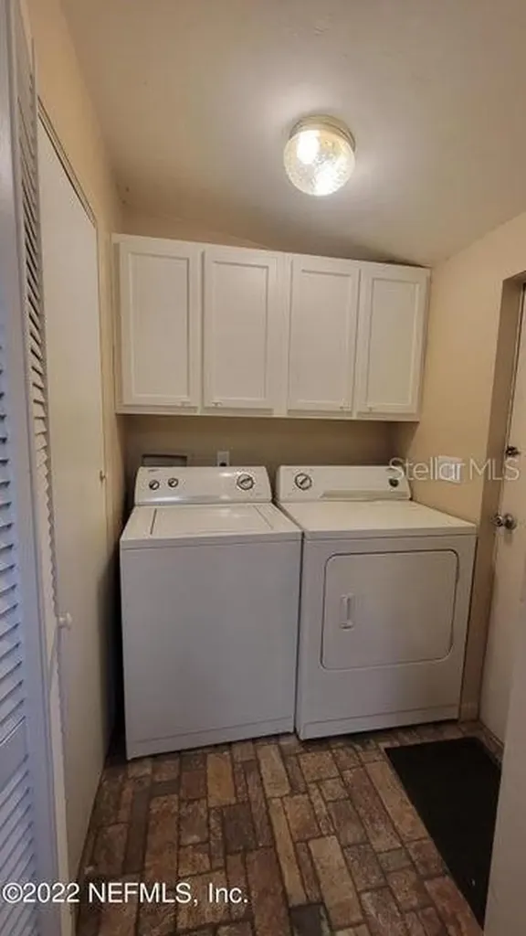 6930 223rd NE Melrose FL 32666