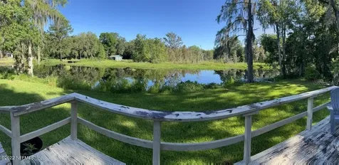 6930 223rd NE Melrose FL 32666