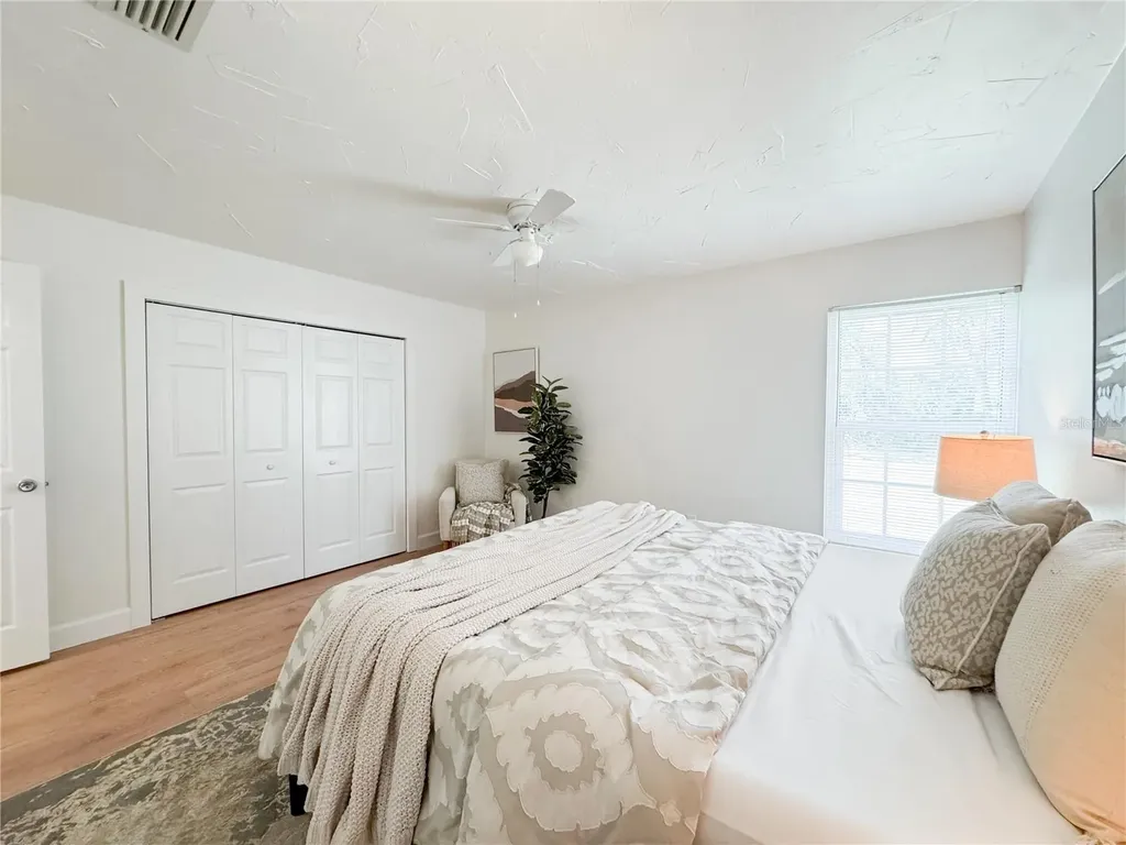 914 W Faith Circle Bradenton FL 34212