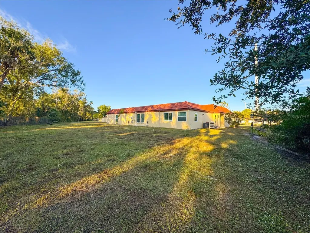 914 W Faith Circle Bradenton FL 34212