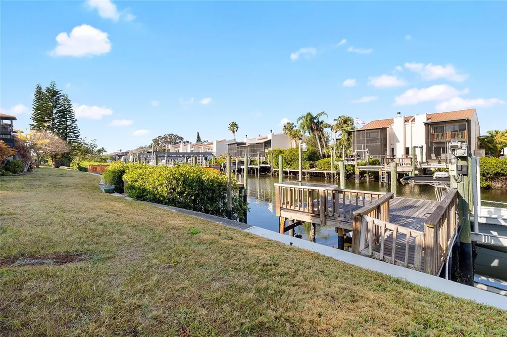 4344 Outrigger Lane Tampa FL 33615