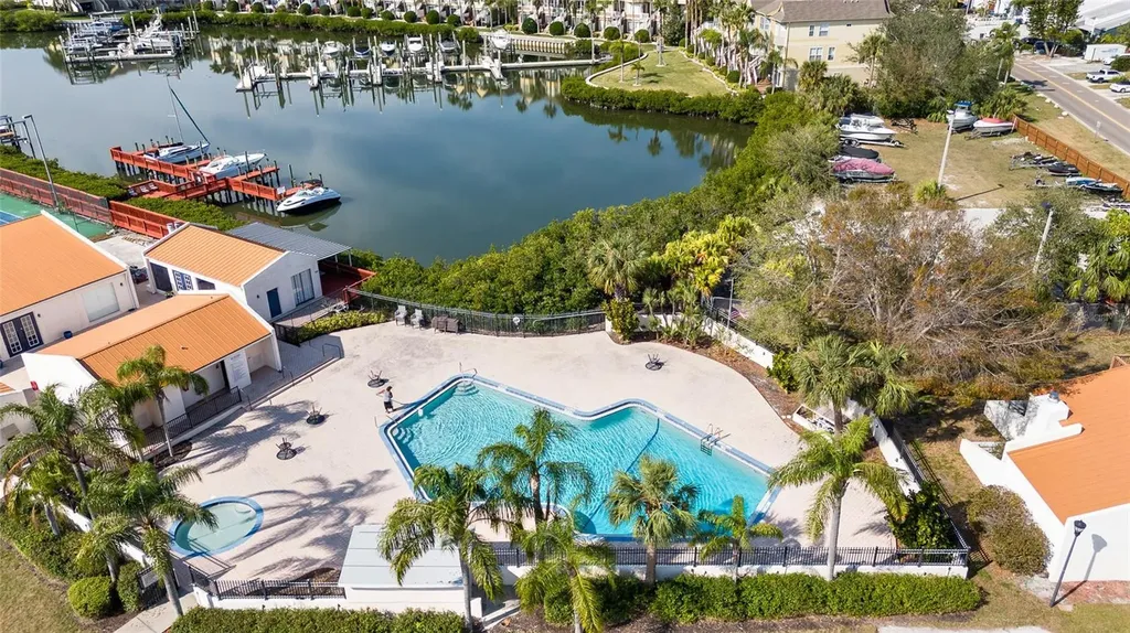 4344 Outrigger Lane Tampa FL 33615