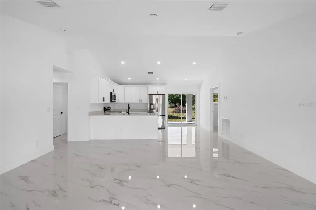 7542 NW 83rd Court Okeechobee FL 34972