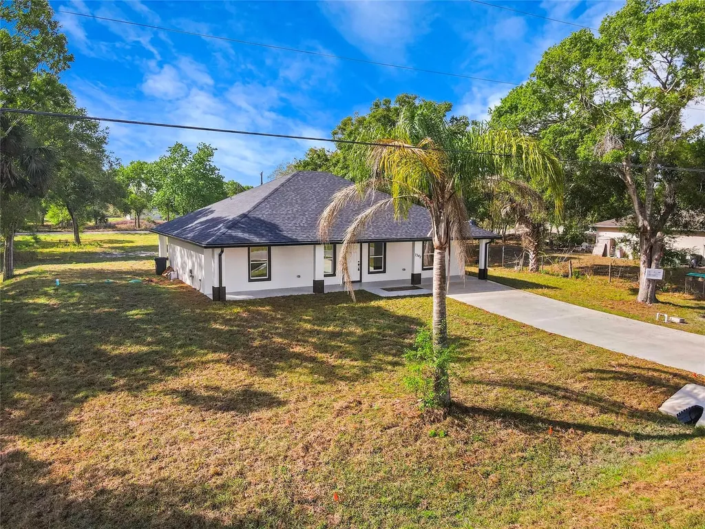 7542 NW 83rd Court Okeechobee FL 34972