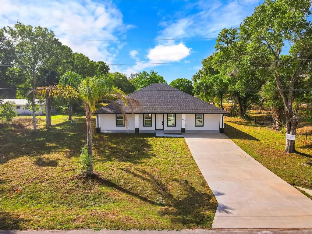 7542 NW 83rd Court Okeechobee FL 34972