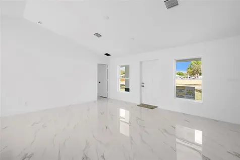 7542 NW 83rd Court Okeechobee FL 34972