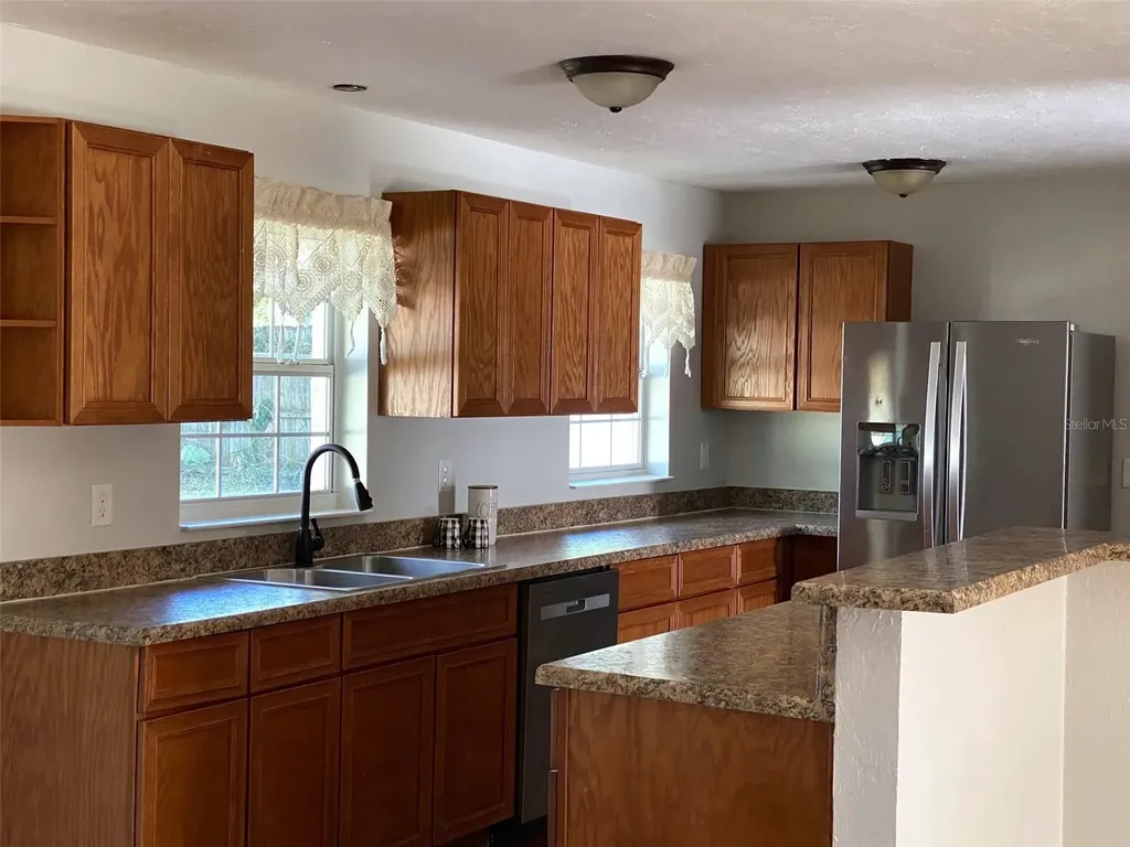 11585 SE 129th Lane Ocklawaha FL 32179