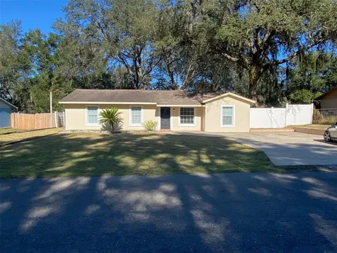 11585 SE 129th Lane Ocklawaha FL 32179