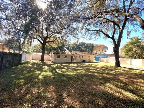 11585 SE 129th Lane Ocklawaha FL 32179