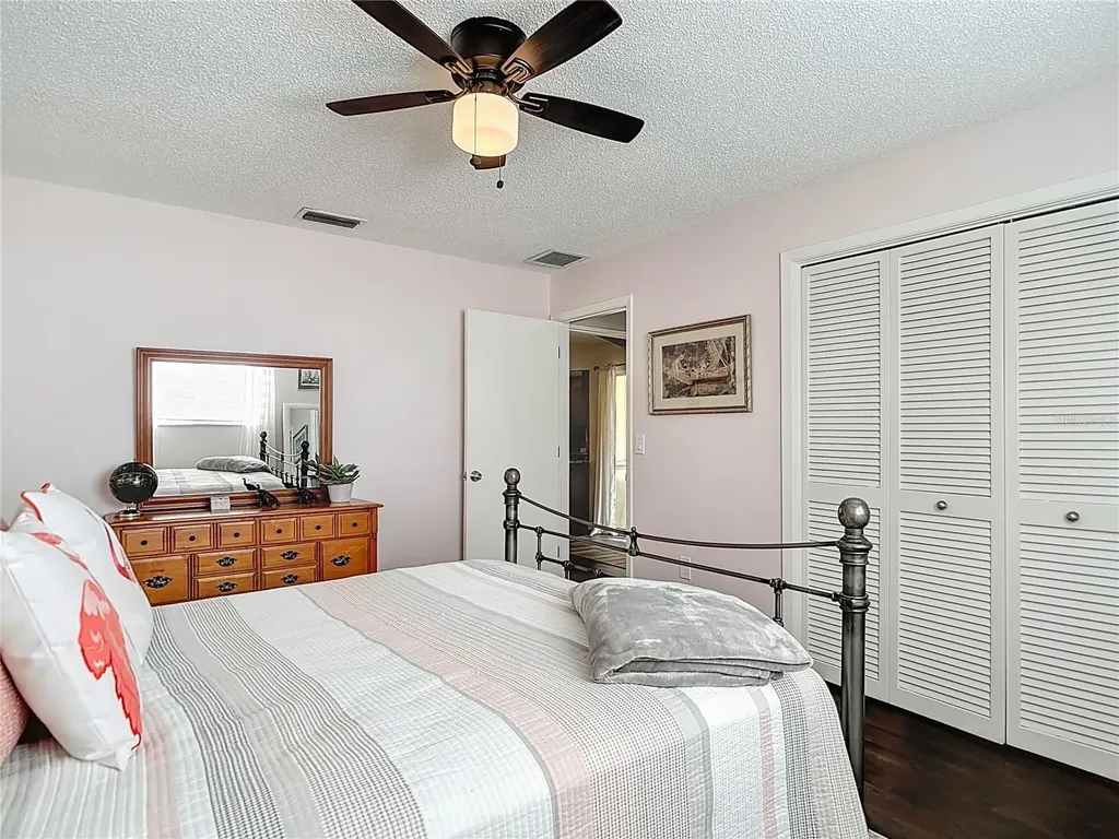10253 Winstead Avenue Englewood FL 34224