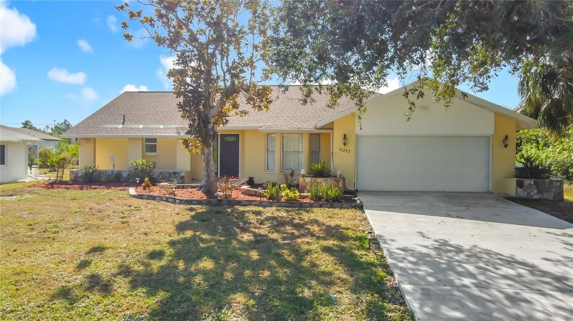 10253 Winstead Avenue Englewood FL 34224