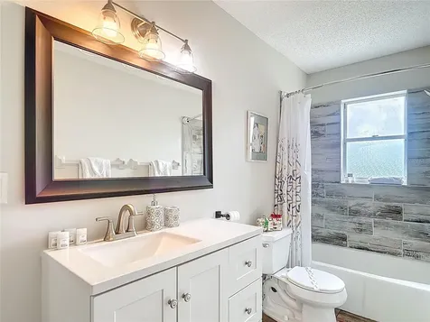 10253 Winstead Avenue Englewood FL 34224