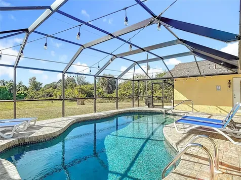 10253 Winstead Avenue Englewood FL 34224