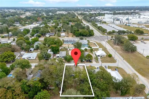 616 Lime Street Auburndale FL 33823