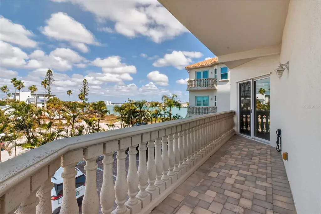 10133 Gulf Boulevard Treasure Island FL 33706