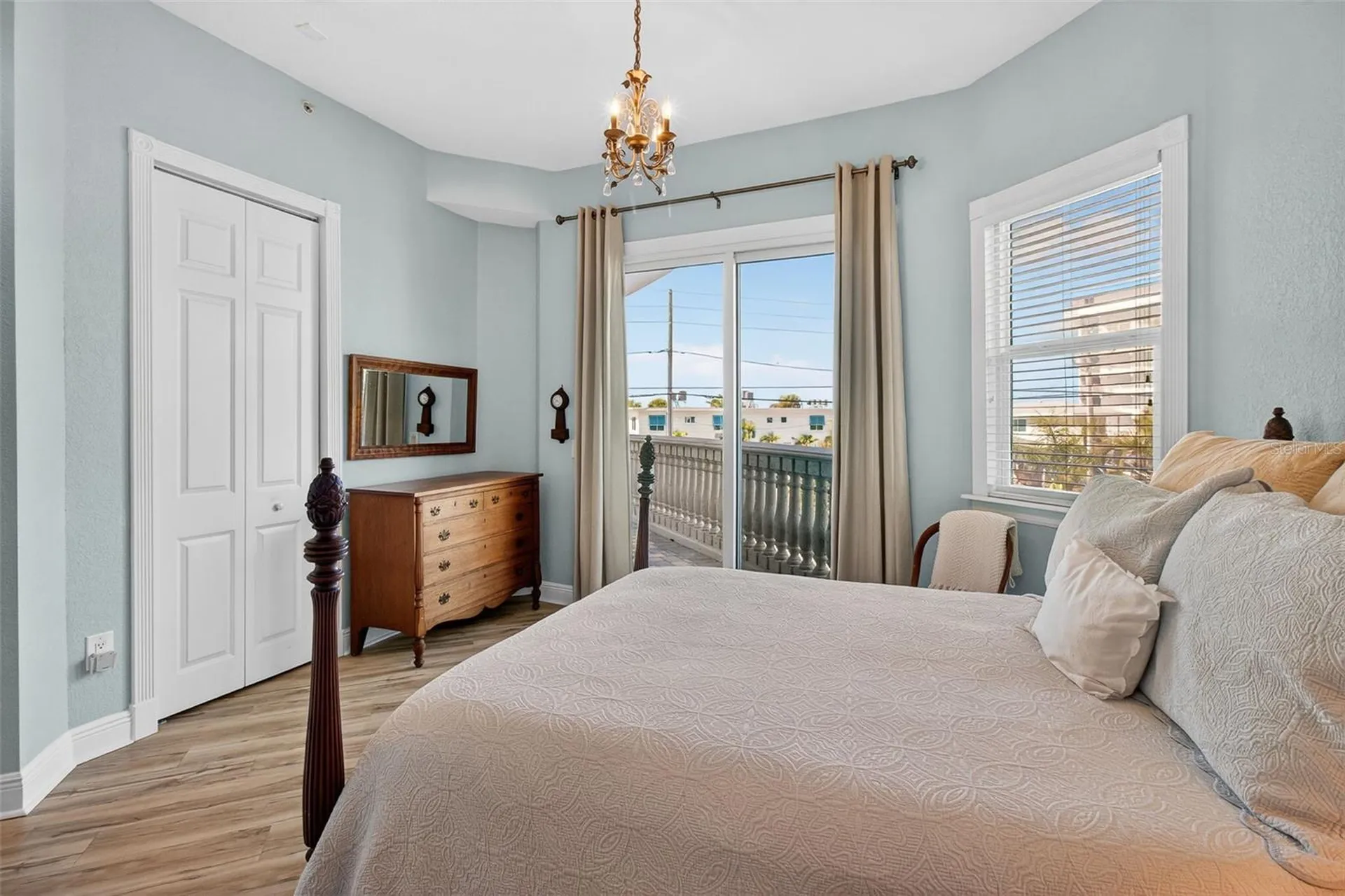 10133 Gulf Boulevard Treasure Island FL 33706