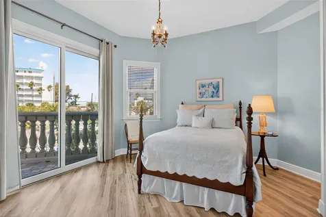 10133 Gulf Boulevard Treasure Island FL 33706