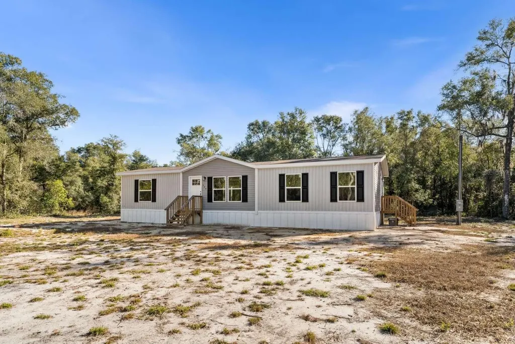 528 NE 389 Avenue Old Town FL 32680