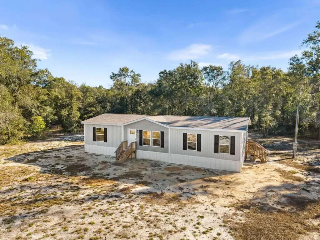 528 NE 389 Avenue Old Town FL 32680