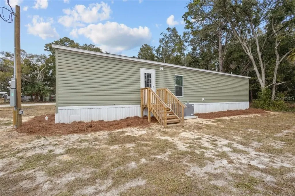 1231 NW 11th Drive Chiefland FL 32626