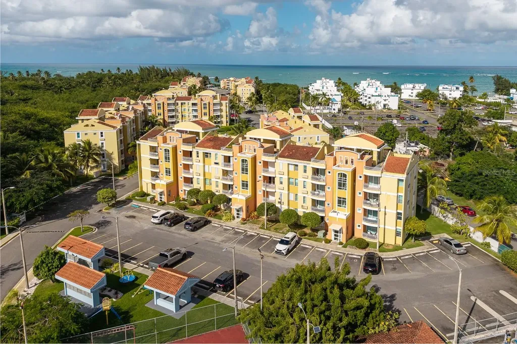 Villas Del Mar Mediana Alta Loiza PR 00772
