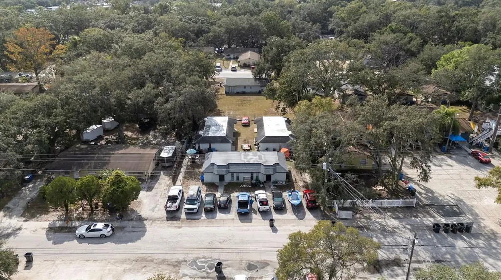 1517 E 142nd Avenue Tampa FL 33613