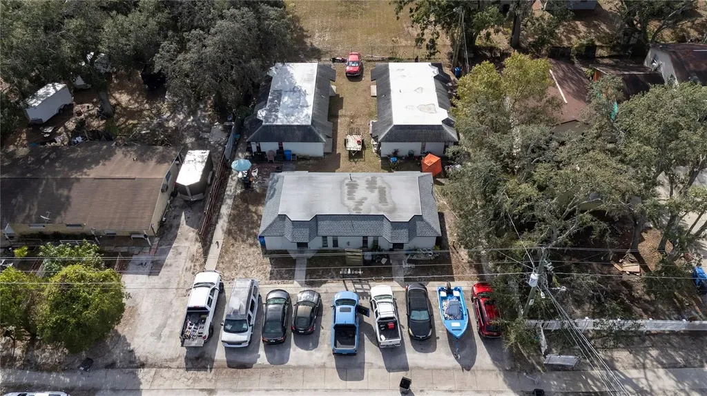 1517 E 142nd Avenue Tampa FL 33613