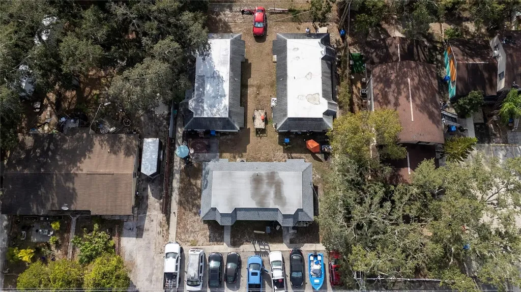1517 E 142nd Avenue Tampa FL 33613