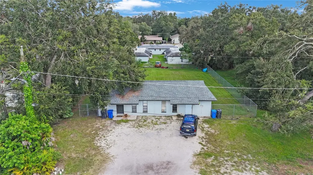 1517 E 142nd Avenue Tampa FL 33613
