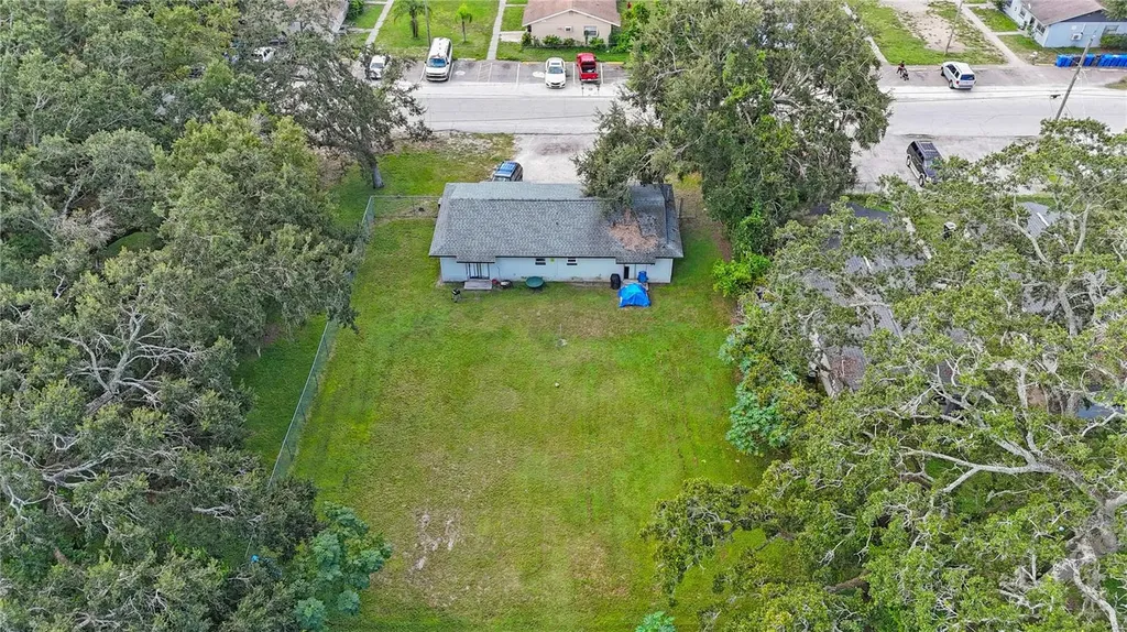 1517 E 142nd Avenue Tampa FL 33613