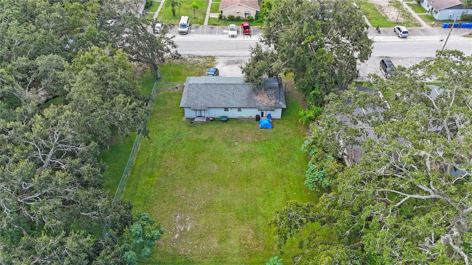 1517 E 142nd Avenue Tampa FL 33613