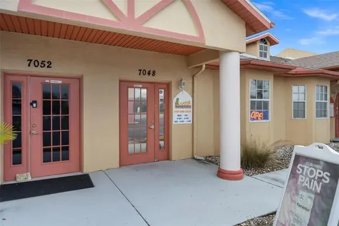 7048 Mariner Boulevard Spring Hill FL 34609