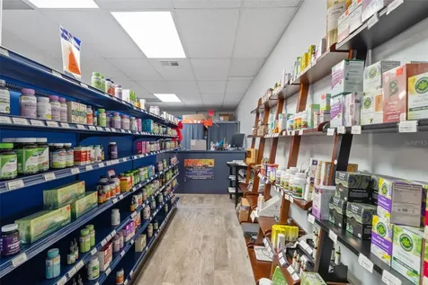 7048 Mariner Boulevard Spring Hill FL 34609