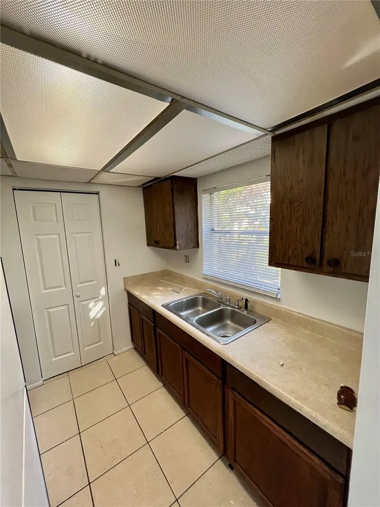 1916 Honour Road Orlando FL 32839