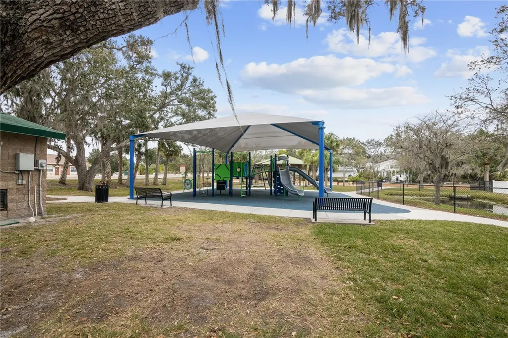 5642 Riverview Drive New Port Richey FL 34652
